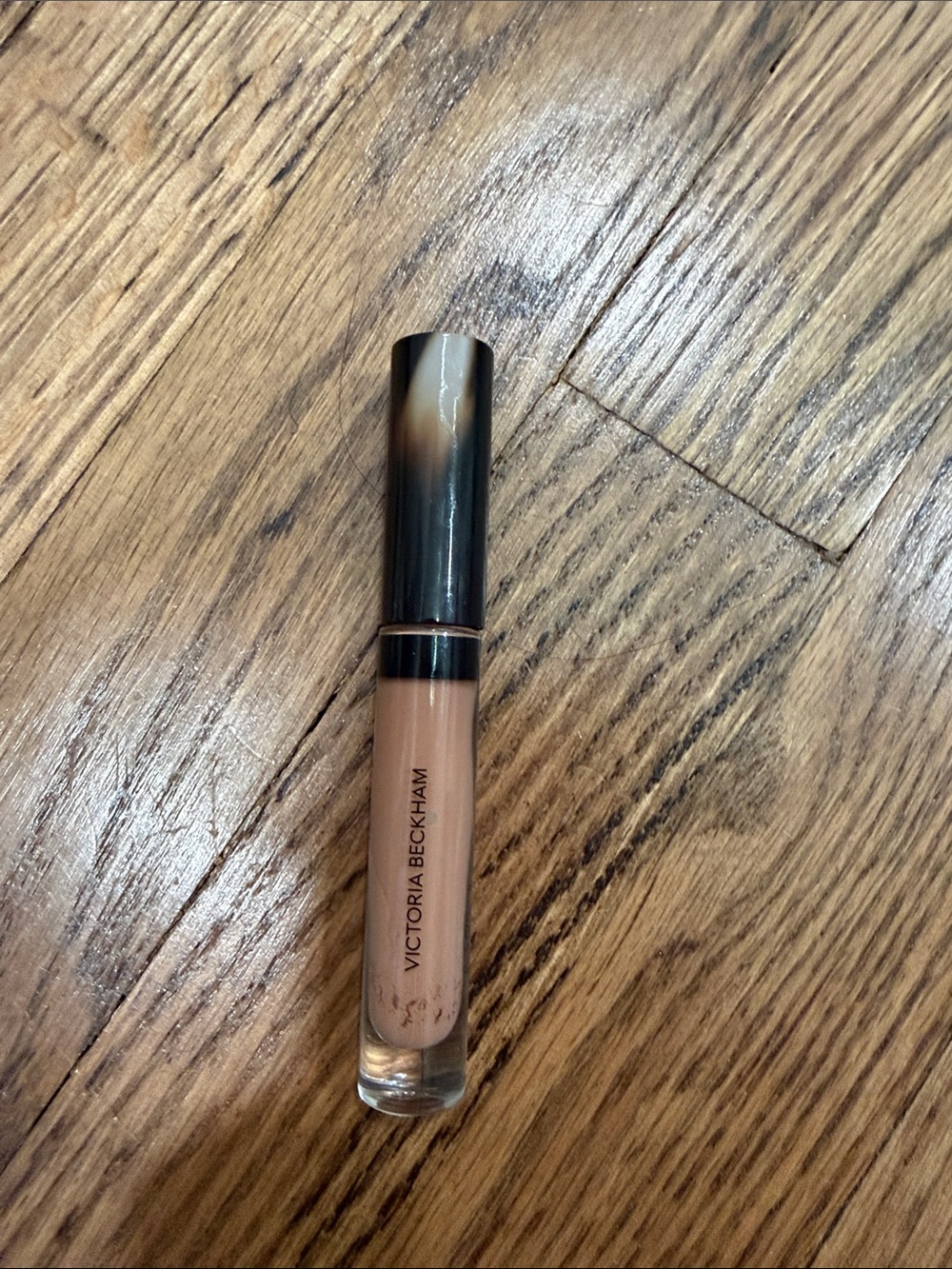 Victoria Beckham Lip Gloss — Tanline